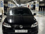 Volkswagen Jetta-1