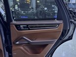 Porsche Cayenne Turbo-15