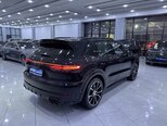 Porsche Cayenne Turbo-5