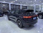 Porsche Cayenne Turbo-6