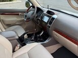 Toyota Land Cruiser Prado-12
