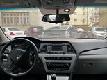 Hyundai Sonata-5