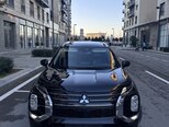 Mitsubishi Outlander-1