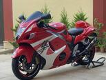 Suzuki GSX 1300 R Hayabusa-1