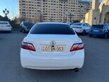 Toyota Camry-5