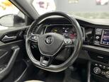 Volkswagen Jetta-21