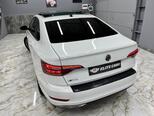Volkswagen Jetta-4