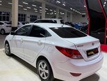 Hyundai Accent-8
