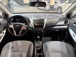 Hyundai Accent-13
