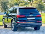 Audi Q7-7
