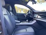 Audi Q7-11