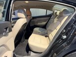 Hyundai Elantra-15
