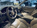 Porsche Cayenne S-8