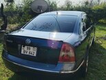 Volkswagen Passat-2