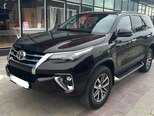 Toyota Fortuner-1