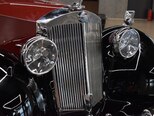 Triumph Renown-3