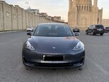 Tesla Model 3-6