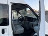Ford Transit-12