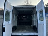 Ford Transit-11