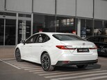 Toyota Camry-5