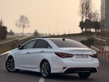 Hyundai Sonata-2