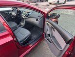 Hyundai Elantra-12