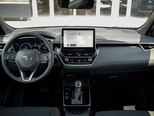 Toyota Corolla Cross-12