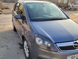 Opel Zafira-5