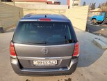 Opel Zafira-10