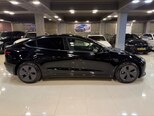 Tesla Model 3-6