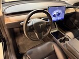 Tesla Model 3-12