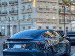 Tesla Model 3-4