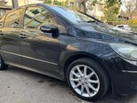Mercedes B 200-2