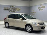 Nissan Tiida-4