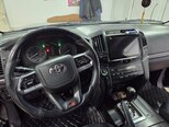 Toyota Land Cruiser-15
