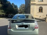 Toyota Prius-4