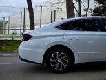 Hyundai Sonata-5
