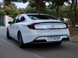 Hyundai Sonata-9