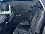 Audi Q7-13