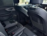 Audi Q7-15