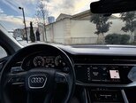 Audi Q7-11