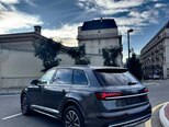 Audi Q7-6