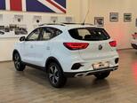 MG ZS-4