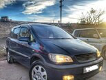 Opel Zafira-1