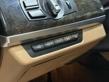 BMW 750-12