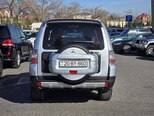 Mitsubishi Pajero-7