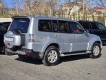 Mitsubishi Pajero-6