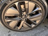 Li Auto L9-15