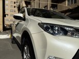 Toyota RAV4-2