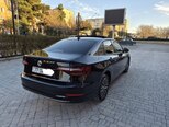 Volkswagen Jetta-8